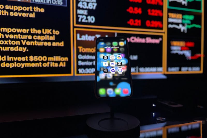 Perplexity AI interface showing summarized search results with sources.